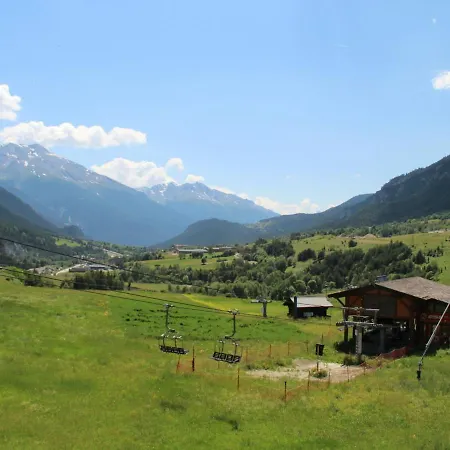 Apartment Duplex Pour 8 Pers Avec Balcon Et Wifi Au Pied Des Pistes - Fr-1-508-79 *